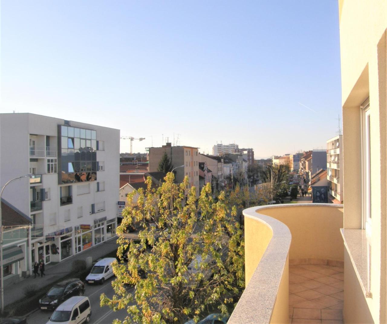 Hotel Central Slavonski Brod Ngoại thất bức ảnh